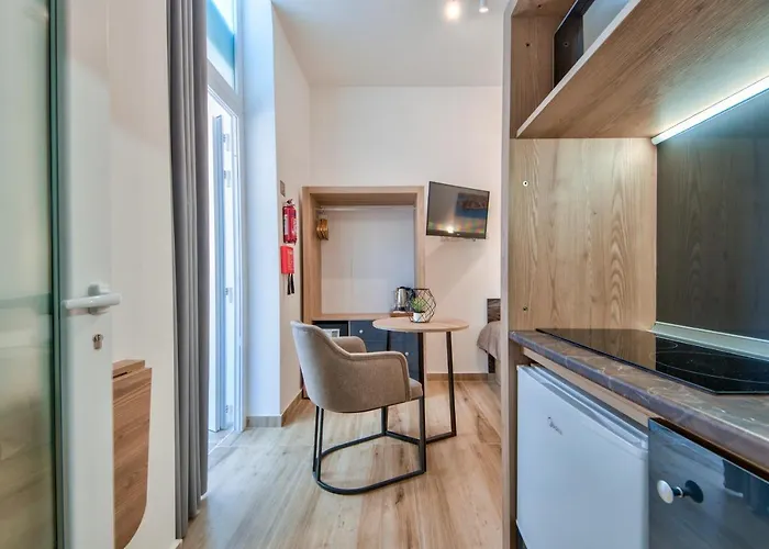 Tritoni Mini - Valletta