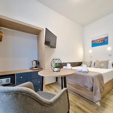 Tritoni Mini - Valletta Lägenhet Il-Furjana