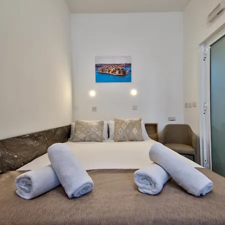 Tritoni Mini - Valletta Апартаменты *