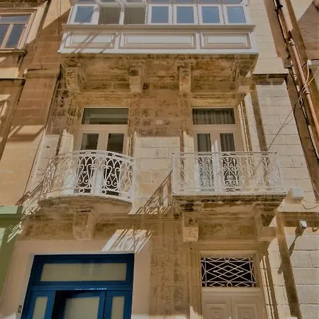 Tritoni Mini - Valletta *