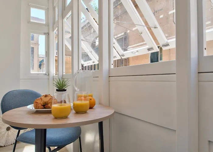 Tritoni Mini - Valletta