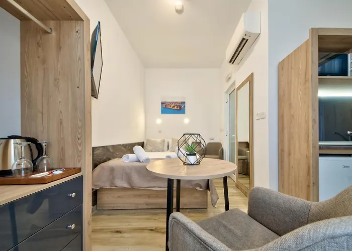 Tritoni Mini - Valletta Διαμέρισμα